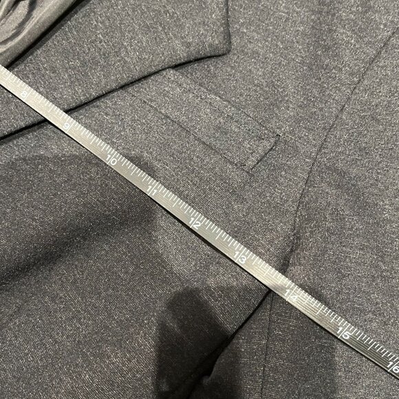 Elizabeth and James: Black blazer, , size 6 - Picture 6 of 9